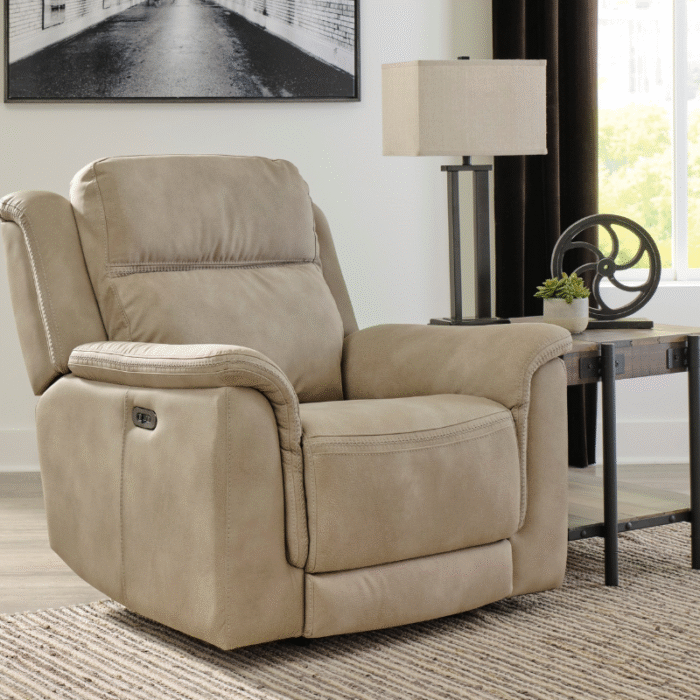 Elegant Velvet Accent Chair - Image 2