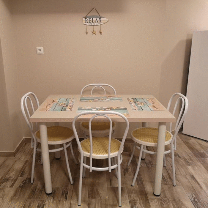 4-Seater Dining Table - Image 1